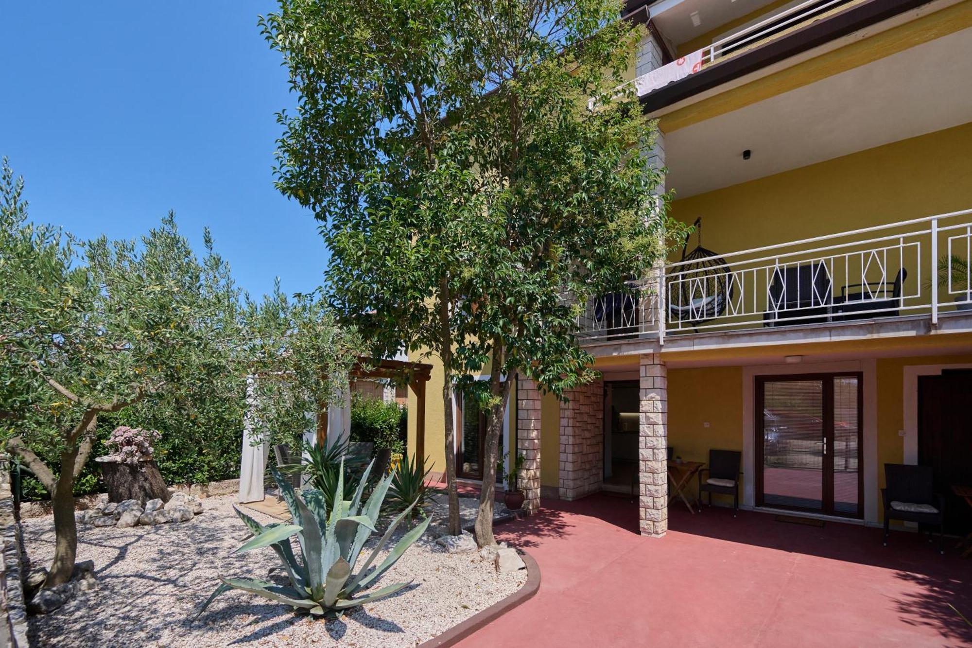 אומאג Belvedere Apartments מראה חיצוני תמונה